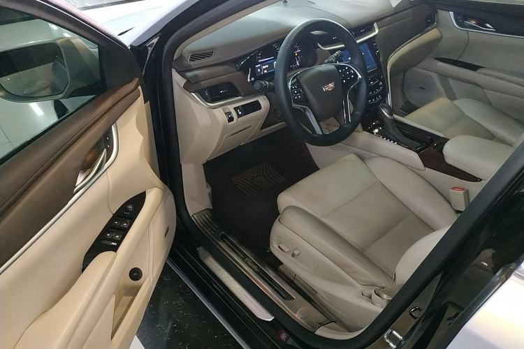 Used Cadillac XTS 2017 28T Tech Edition Interior 3