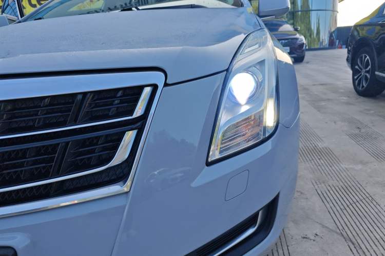 Used Cadillac XTS 2017 28T Tech Edition Left Front Headlight
