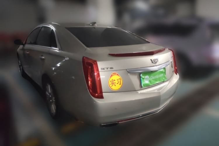 Used Cadillac XTS 2017 28T Tech Edition Rear Left 45 Deg