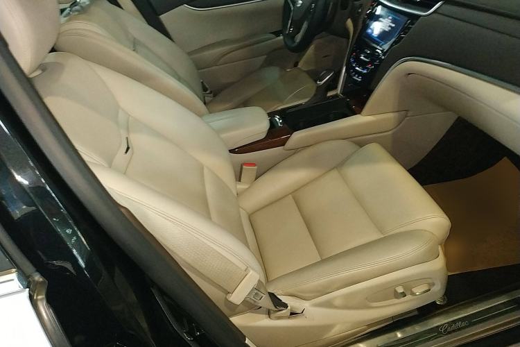 Used Cadillac XTS 2017 28T Tech Edition Right Front Seat