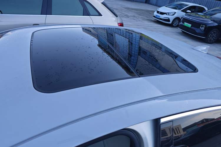 Used Cadillac XTS 2017 28T Tech Edition Roof