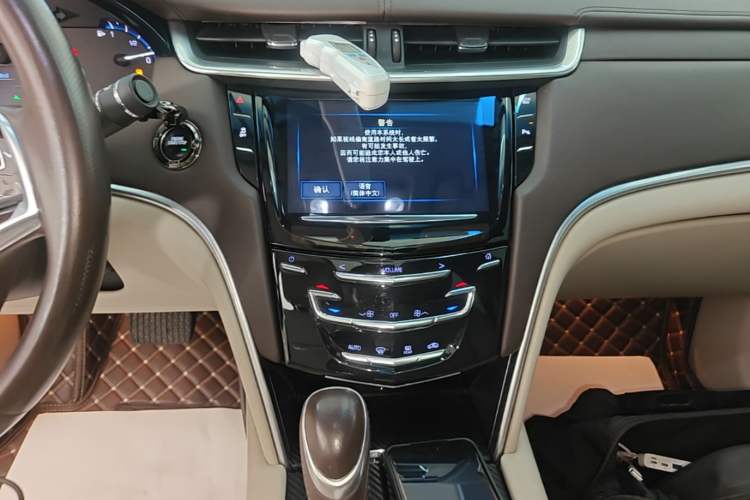 Used Cadillac XTS 2017 28T Tech Edition Audio And AC Panel