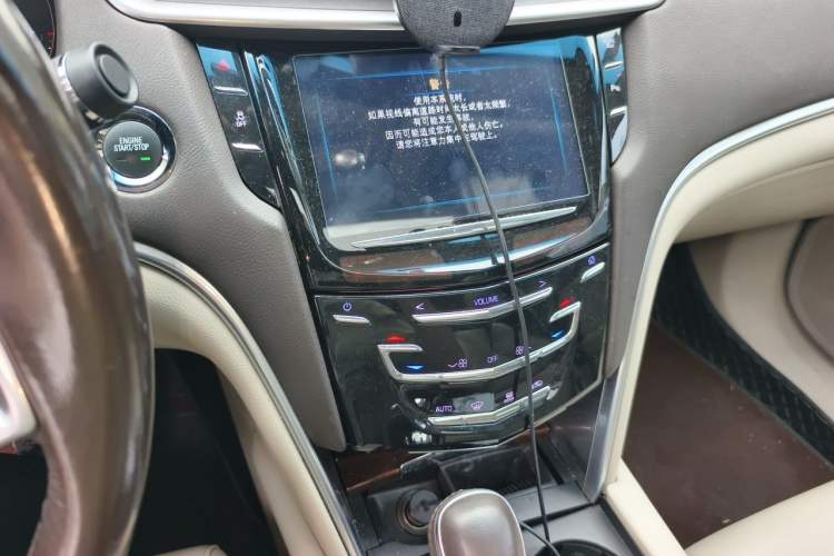 Used Cadillac XTS 2017 28T Tech Edition Audio And AC Panel