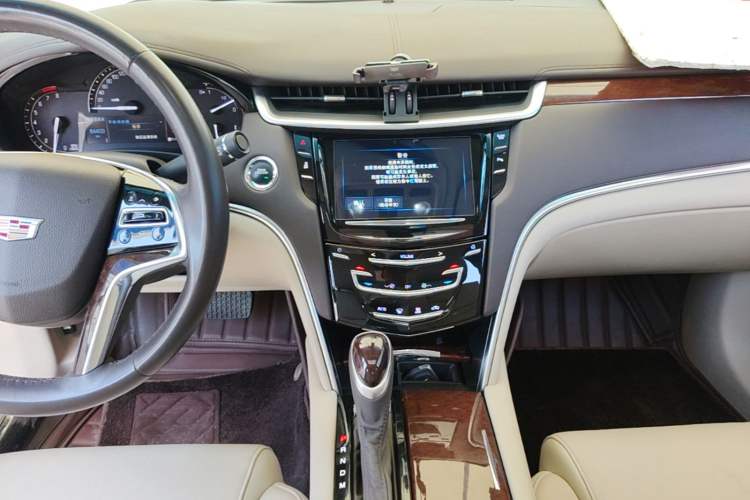 Used Cadillac XTS 2017 28T Elite Model Audio And AC Panel