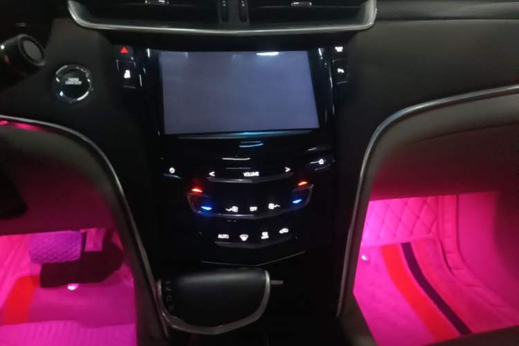Used Cadillac XTS 2017 28T Tech Edition Audio And AC Panel