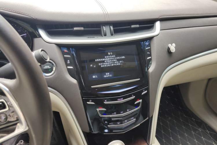 Used Cadillac XTS 2017 28T Tech Edition Audio And AC Panel