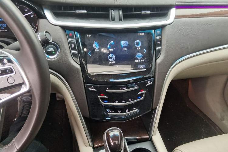 Used Cadillac XTS 2017 28T Elite Model Audio And AC Panel