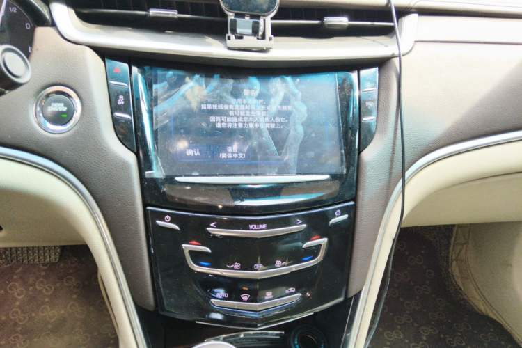 Used Cadillac XTS 2017 28T Tech Edition Audio And AC Panel