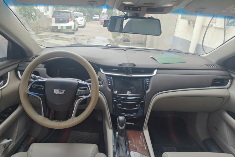 Used Cadillac XTS 2017 28T Tech Edition Center Console