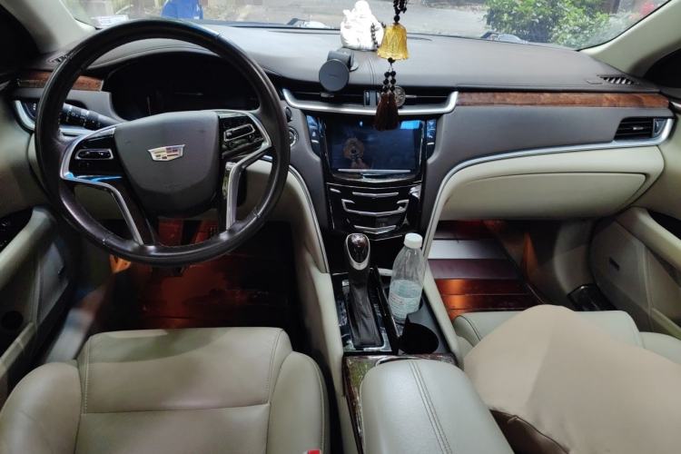 Used Cadillac XTS 2017 28T Elite Model Center Console