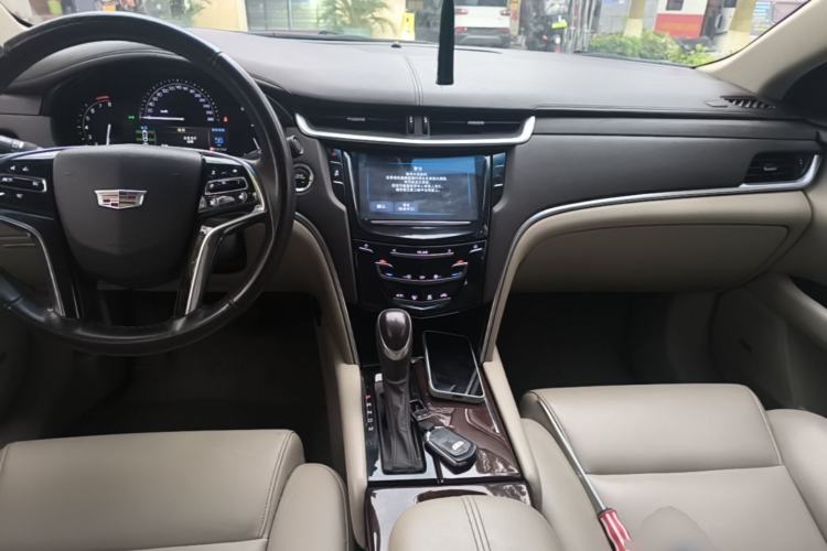 Used Cadillac XTS 2017 28T Tech Edition Center Console