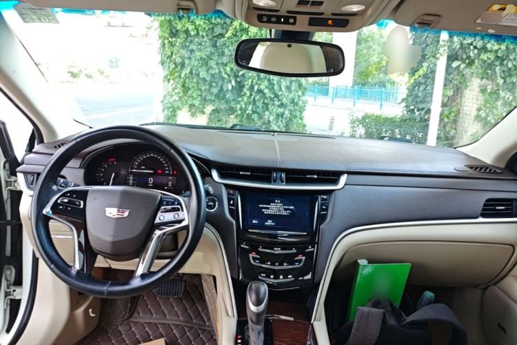 Used Cadillac XTS 2017 28T Tech Edition Center Console