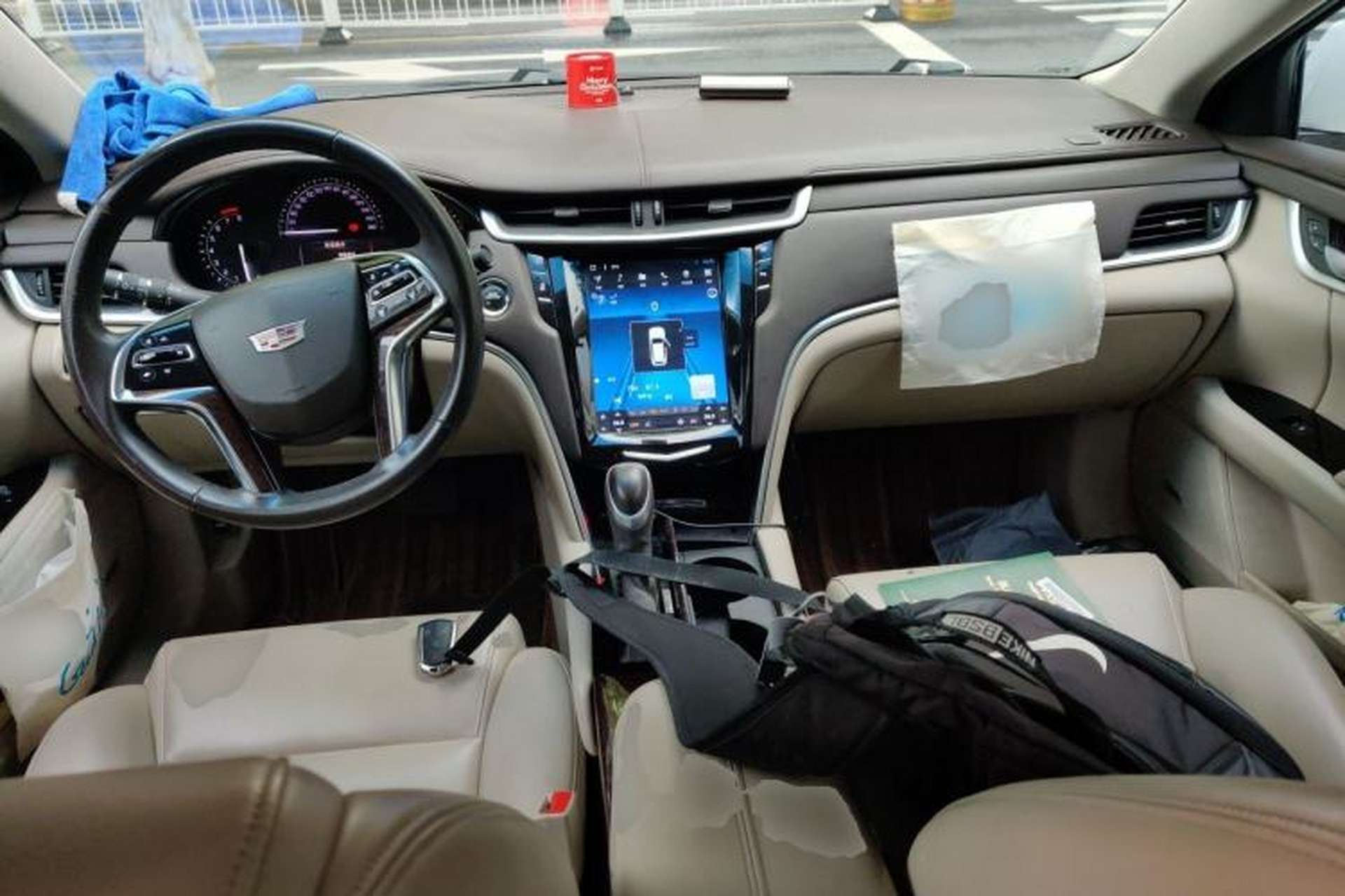 Used Cadillac XTS 2017 28T Tech Edition Center Console