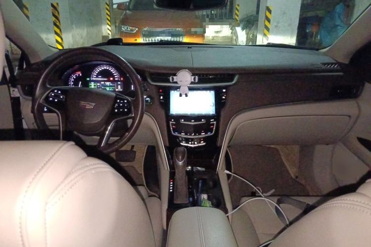 Used Cadillac XTS 2017 28T Tech Edition Center Console