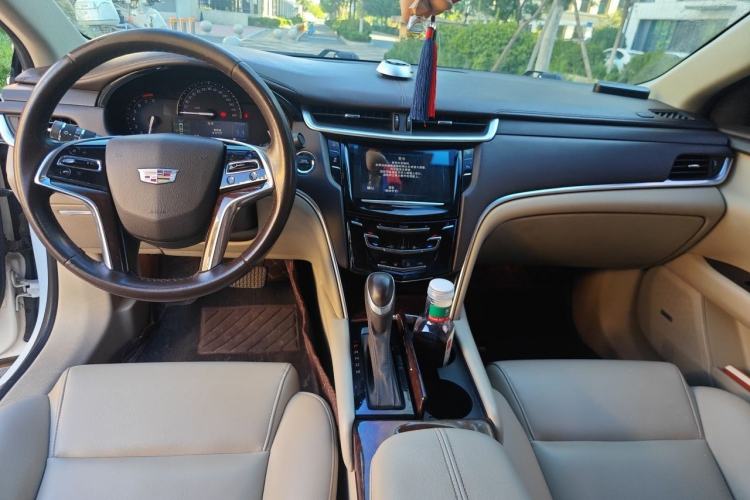 Used Cadillac XTS 2017 28T Tech Edition Center Console