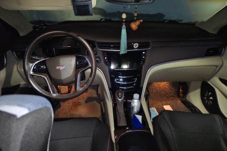 Used Cadillac XTS 2017 28T Tech Edition Center Console