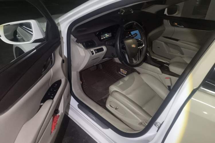 Used Cadillac XTS 2017 28T Tech Edition Driver Seat