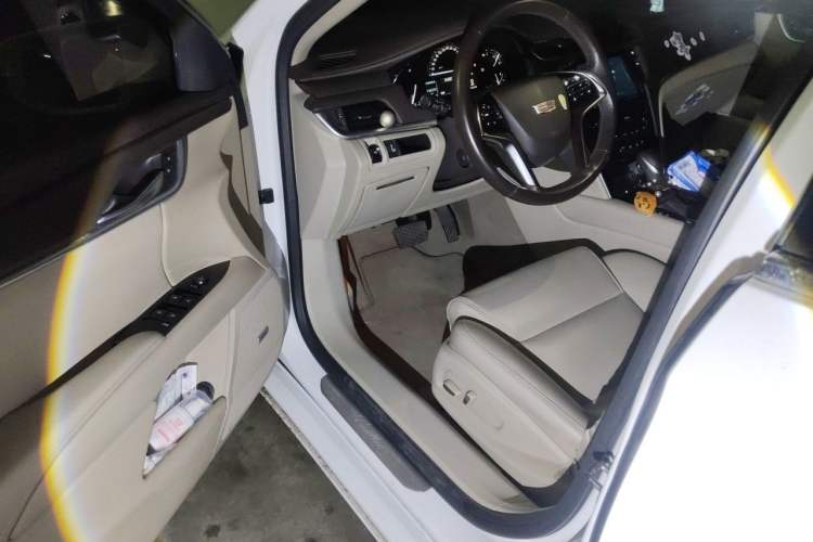 Used Cadillac XTS 2017 28T Tech Edition Driver Seat