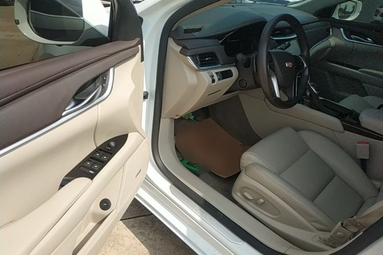 Used Cadillac XTS 2017 28T Tech Edition Driver Seat