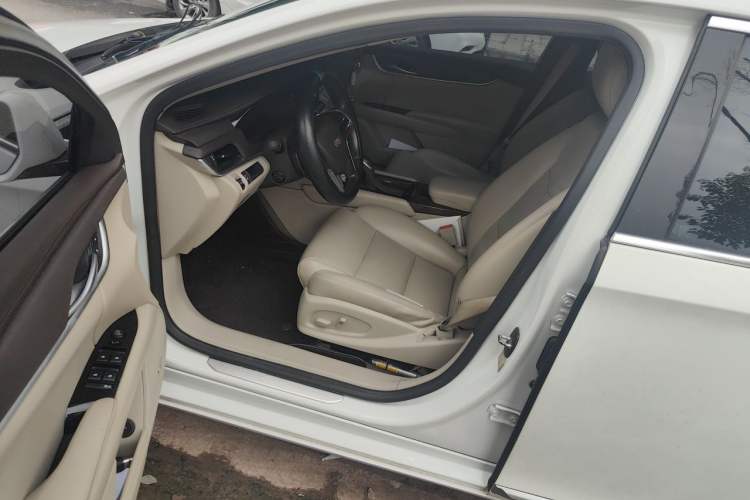 Used Cadillac XTS 2017 28T Tech Edition Driver Seat