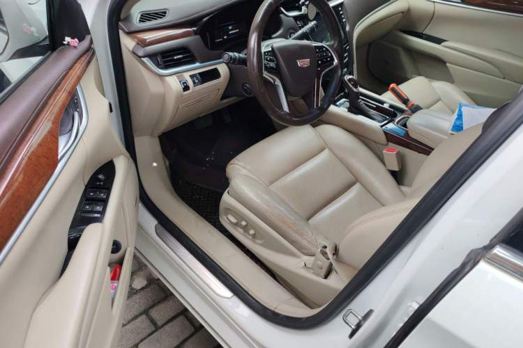 Used Cadillac XTS 2017 28T Elite Model Driver Seat