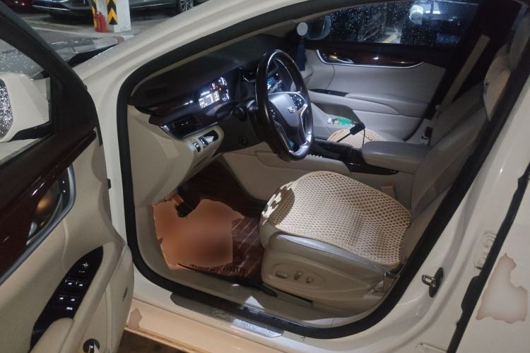 Used Cadillac XTS 2017 28T Elite Model Driver Seat