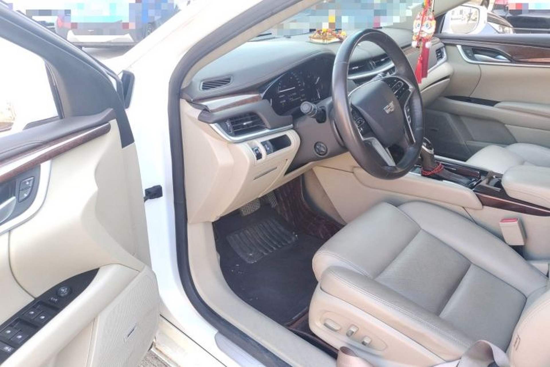 Used Cadillac XTS 2017 28T Elite Model Driver Seat