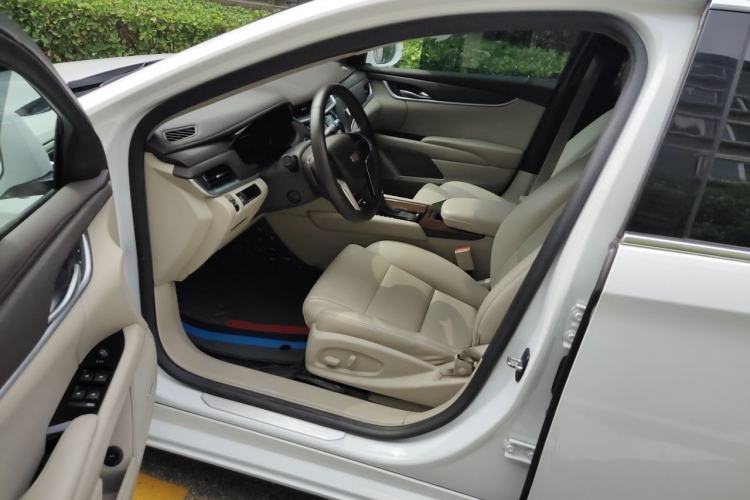 Used Cadillac XTS 2017 28T Tech Edition Driver Seat