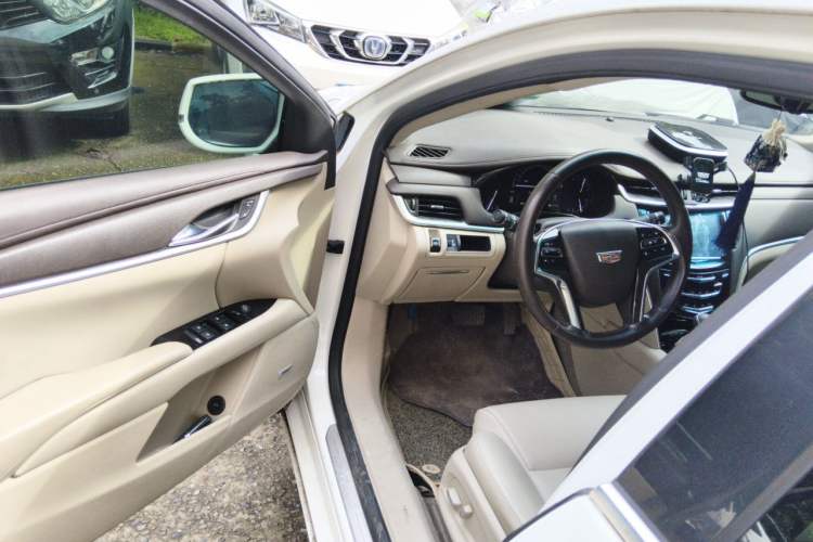 Used Cadillac XTS 2017 28T Tech Edition Driver Seat