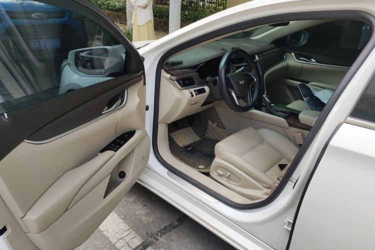 Used Cadillac XTS 2017 28T Tech Edition Driver Seat
