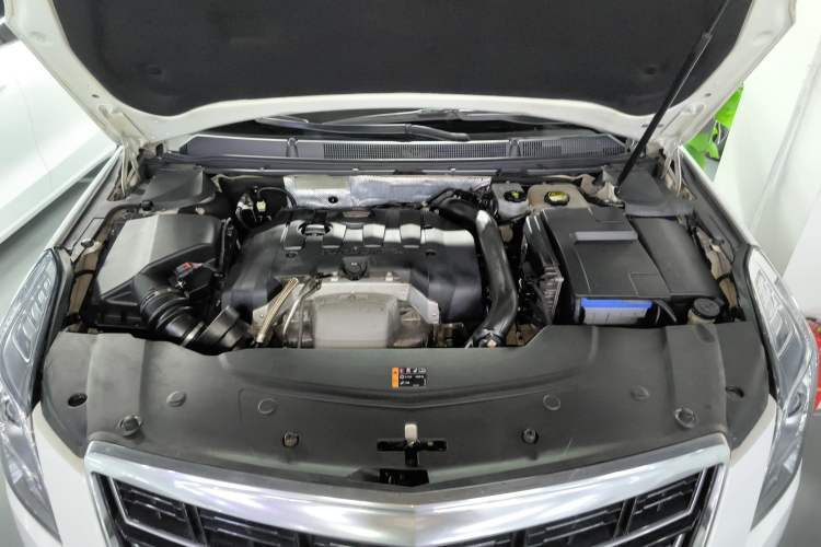 Used Cadillac XTS 2017 28T Tech Edition Engine Bay