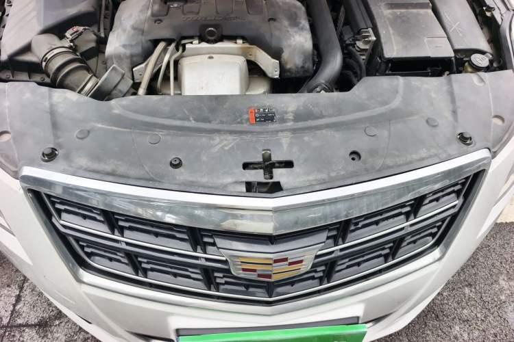 Used Cadillac XTS 2017 28T Tech Edition Engine Bay