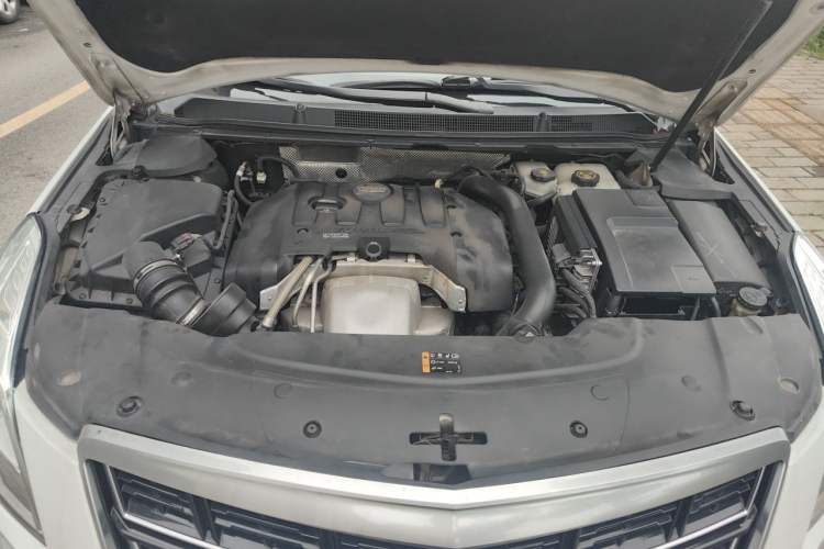 Used Cadillac XTS 2017 28T Tech Edition Engine Bay
