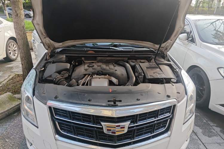 Used Cadillac XTS 2017 28T Elite Model Engine Bay