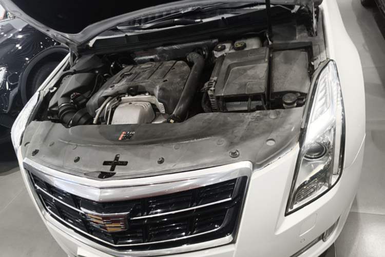 Used Cadillac XTS 2017 28T Elite Model Engine Bay