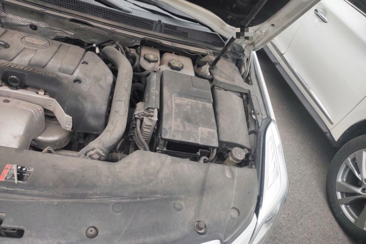 Used Cadillac XTS 2017 28T Tech Edition Engine Bay Left