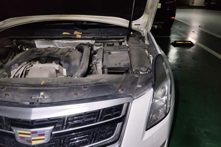 Used Cadillac XTS 2017 28T Tech Edition Engine Bay Left