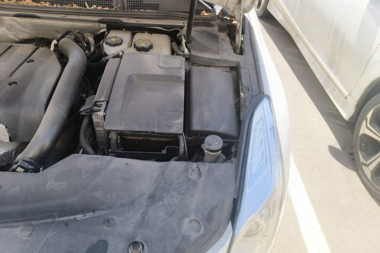 Used Cadillac XTS 2017 28T Elite Model Engine Bay Left