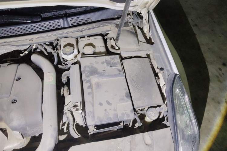 Used Cadillac XTS 2017 28T Tech Edition Engine Bay Left