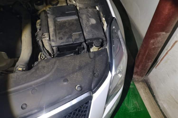 Used Cadillac XTS 2017 28T Tech Edition Engine Bay Left