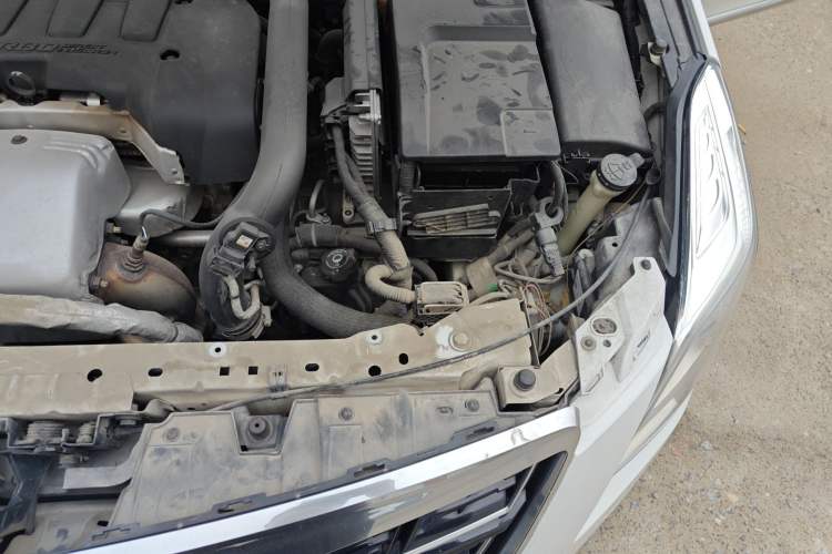 Used Cadillac XTS 2017 28T Tech Edition Engine Bay Left