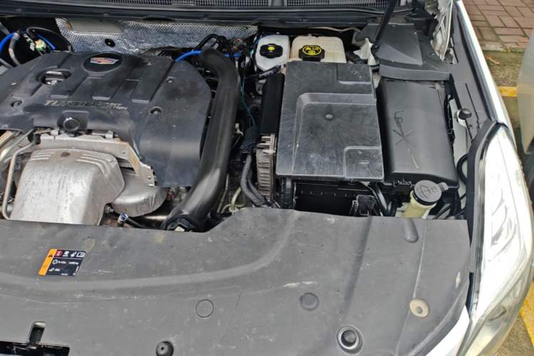 Used Cadillac XTS 2017 28T Elite Model Engine Bay Left