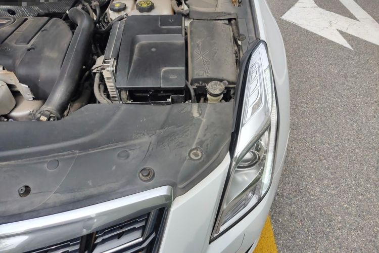 Used Cadillac XTS 2017 28T Tech Edition Engine Bay Left