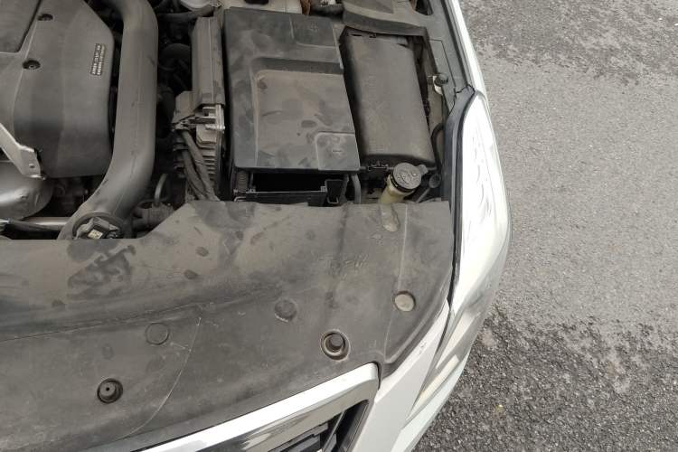 Used Cadillac XTS 2017 28T Elite Model Engine Bay Left