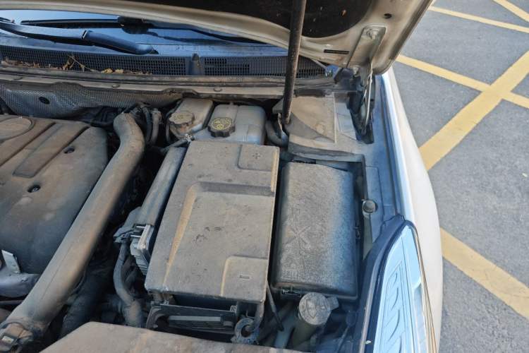 Used Cadillac XTS 2017 28T Tech Edition Engine Bay Left