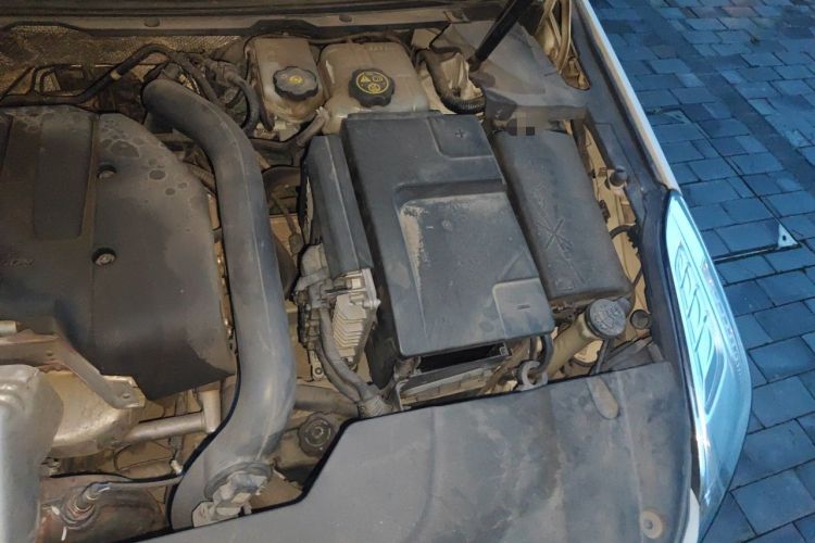 Used Cadillac XTS 2017 28T Tech Edition Engine Bay Left
