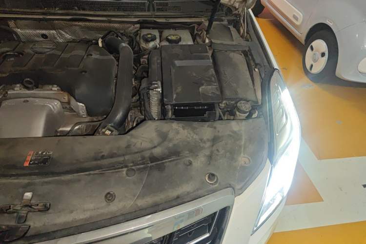 Used Cadillac XTS 2017 28T Elite Model Engine Bay Left