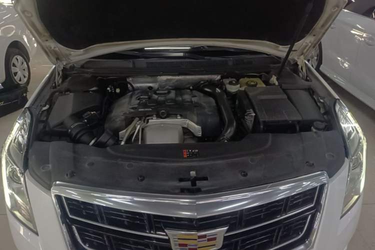 Used Cadillac XTS 2017 28T Tech Edition Engine Bay