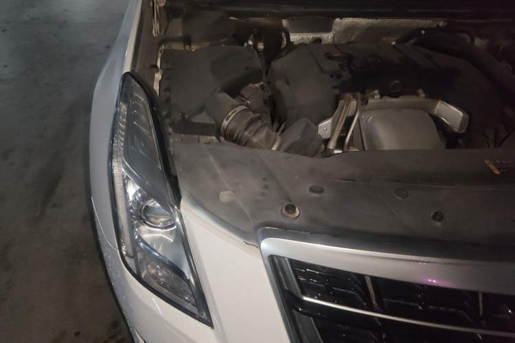 Used Cadillac XTS 2017 28T Elite Model Engine Bay Right