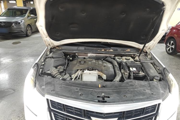 Used Cadillac XTS 2017 28T Tech Edition Engine Bay Right